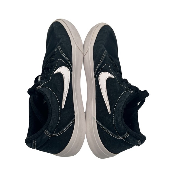 Nike Black SB Charge Sneakers Size 5 Youth - Picture 6 of 9